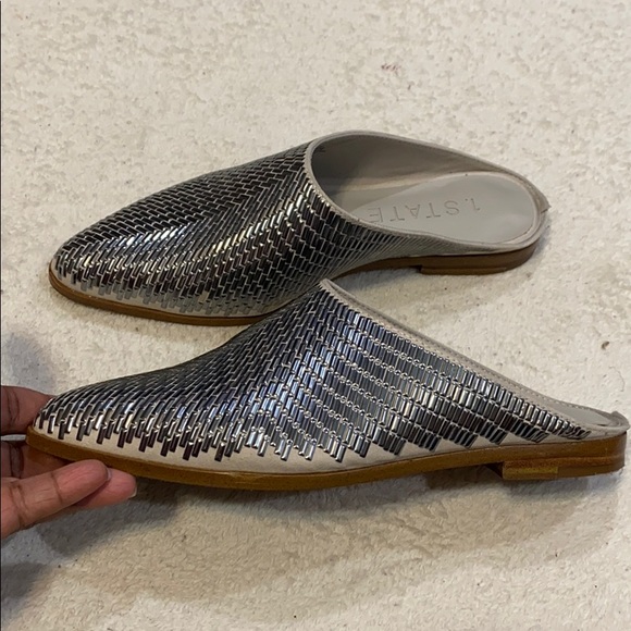 1.State flat slide on mules sz 6 - Picture 3 of 9